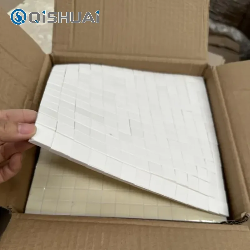 Keramisk mosaik av aluminiumoxid